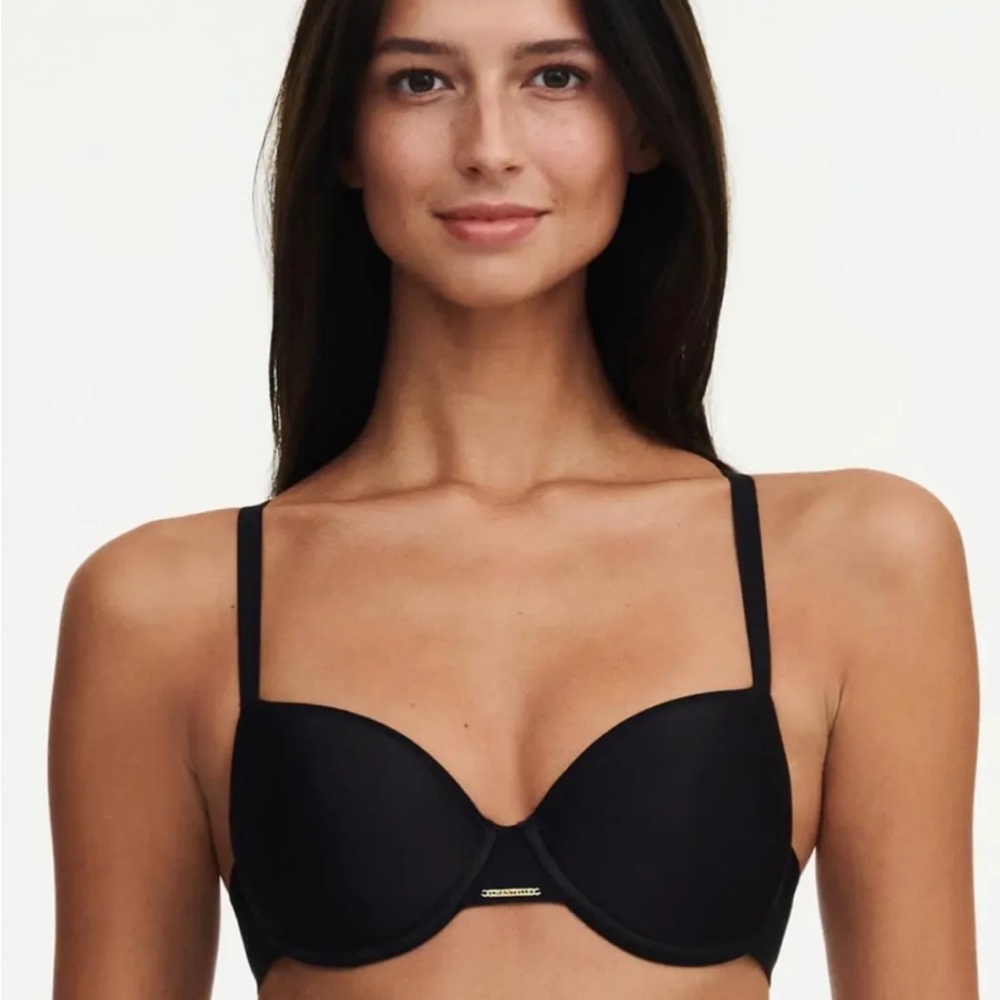 Chantelle Bare Essentials T-Shirt Memory Bra 32C Black